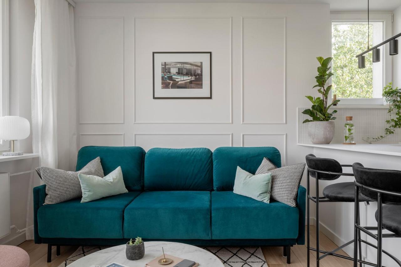 Stylowy Apartament Przy Metrze ワルシャワ エクステリア 写真