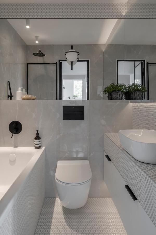 Stylowy Apartament Przy Metrze ワルシャワ エクステリア 写真